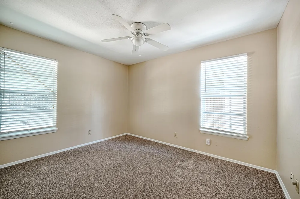 4906 Gladeview Drives Austin, TX 78745