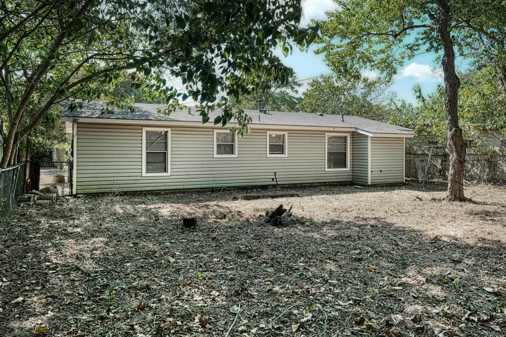 4906 Gladeview Drives Austin, TX 78745