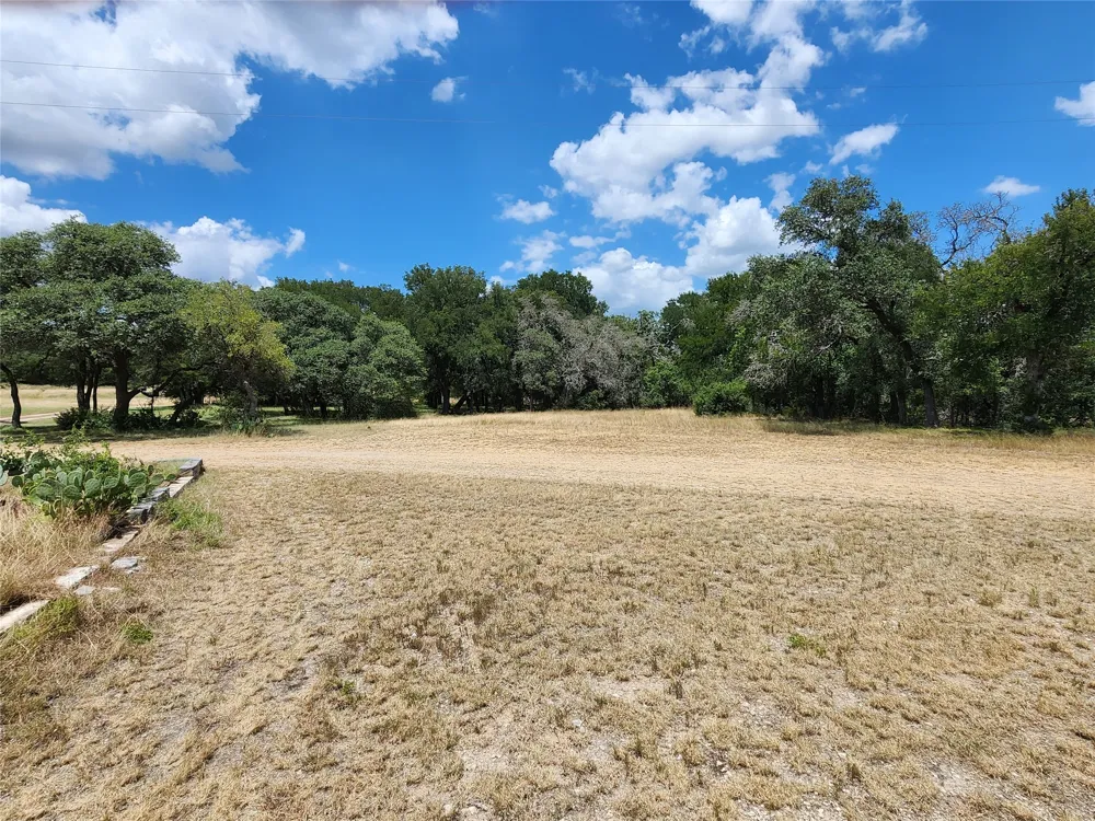 500 Spring Creek Road Florence, TX 76527
