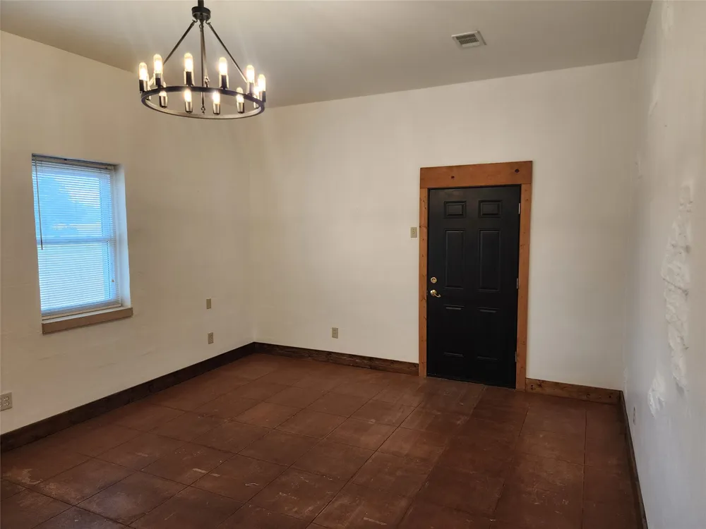 500 Spring Creek Road Florence, TX 76527