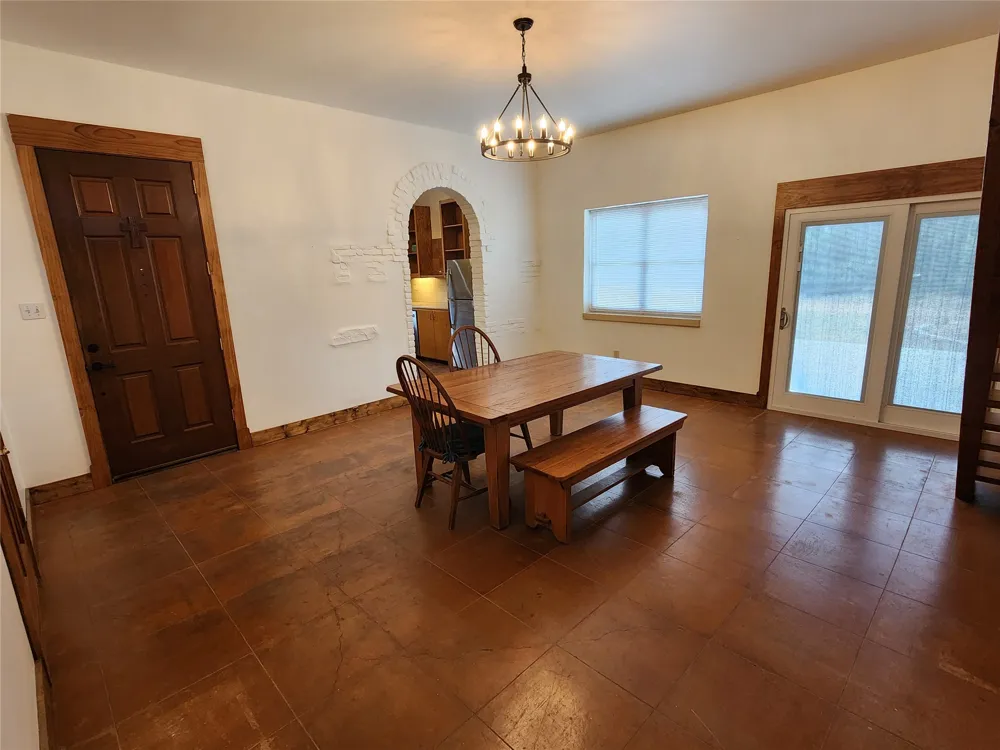500 Spring Creek Road Florence, TX 76527