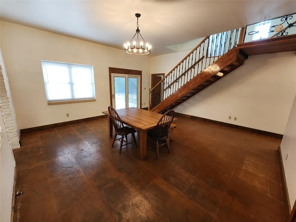 500 Spring Creek Road Florence, TX 76527