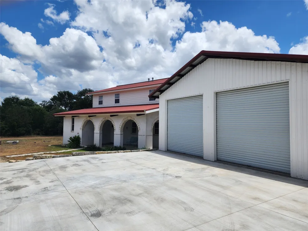 500 Spring Creek Road Florence, TX 76527