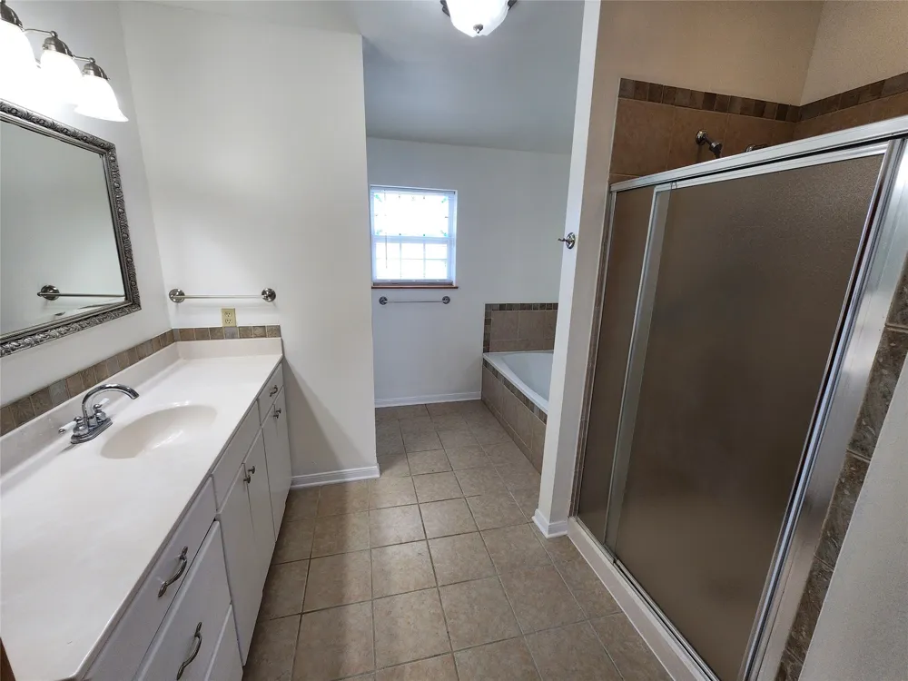 500 Spring Creek Road Florence, TX 76527