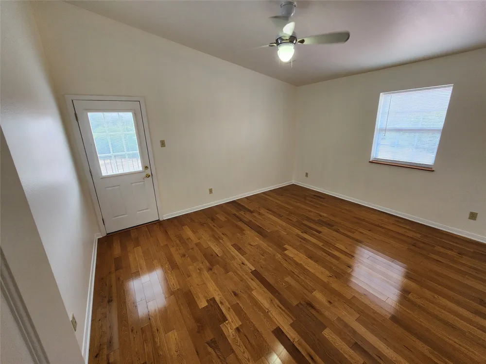 500 Spring Creek Road Florence, TX 76527