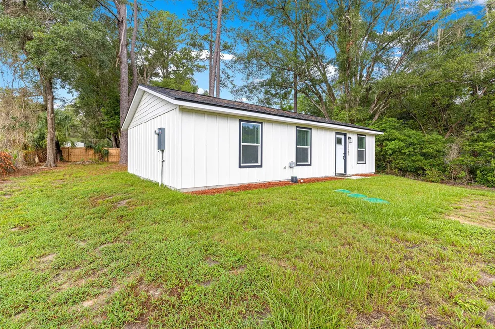 11060 NE 145TH LANE Fort Mc Coy, FL 32134