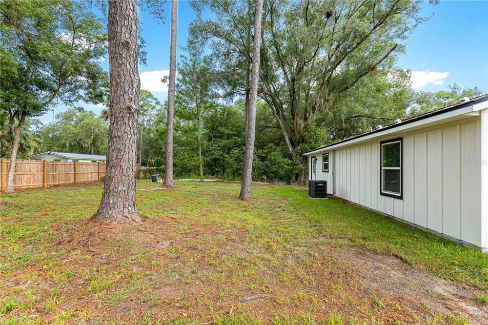 11060 NE 145TH LANE Fort Mc Coy, FL 32134