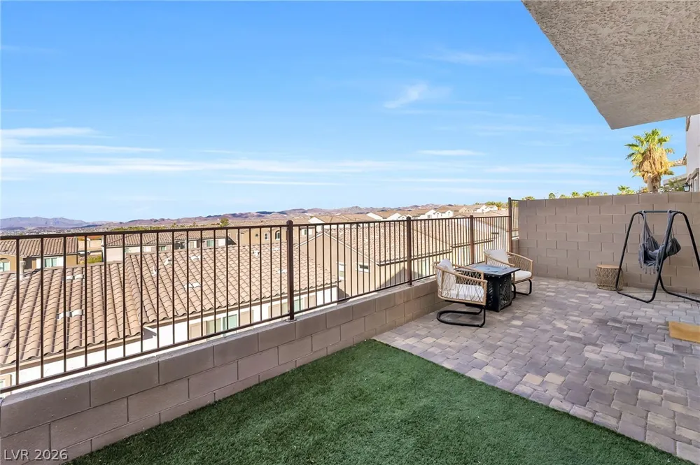 298 QUAIL FINCH DRIVE Henderson, NV 89012