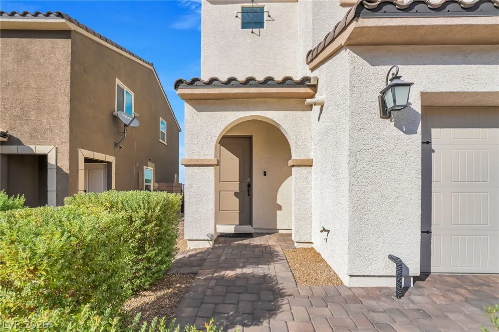 298 QUAIL FINCH DRIVE Henderson, NV 89012