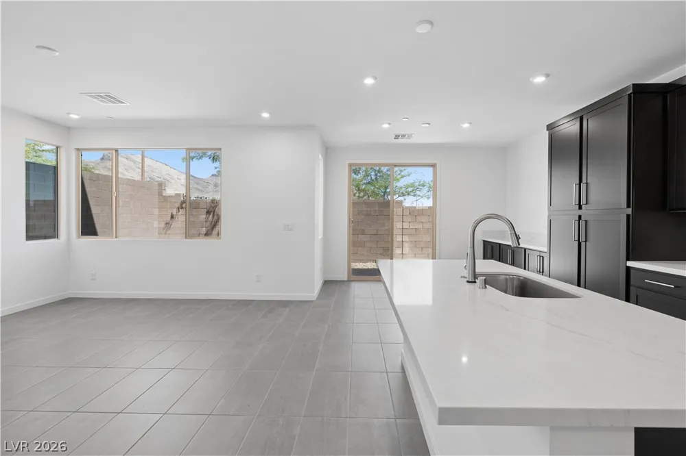 11970 Angle Cliff Avenue Las Vegas, NV 89138