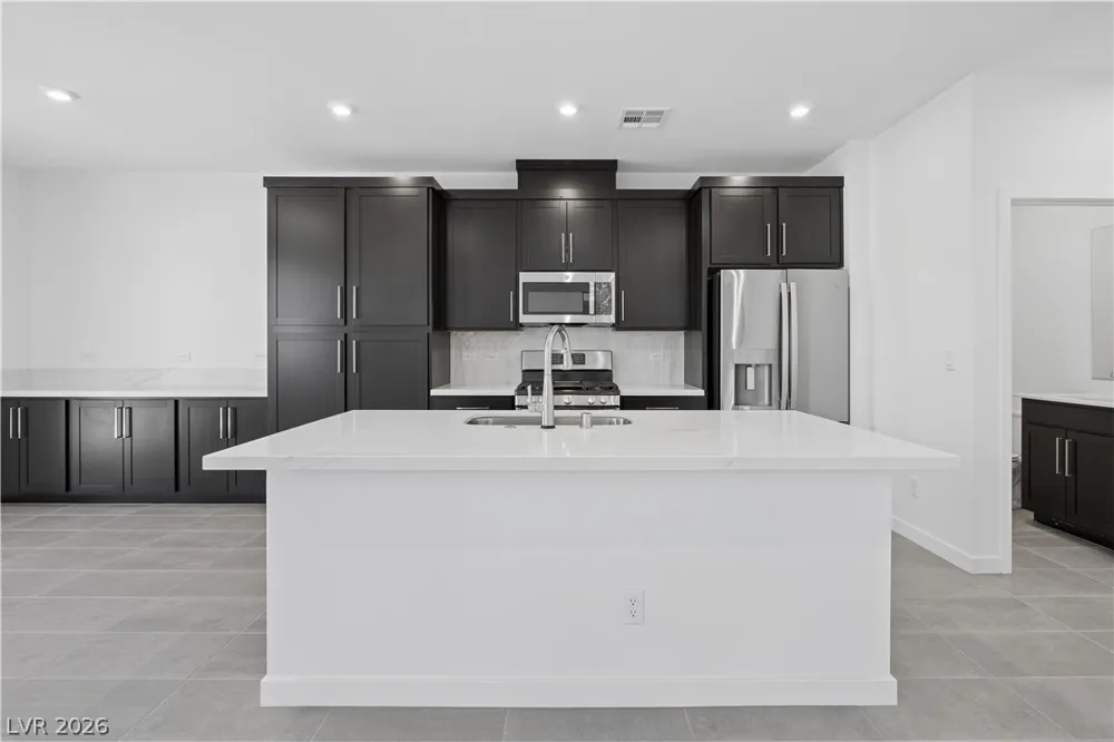 11970 Angle Cliff Avenue Las Vegas, NV 89138