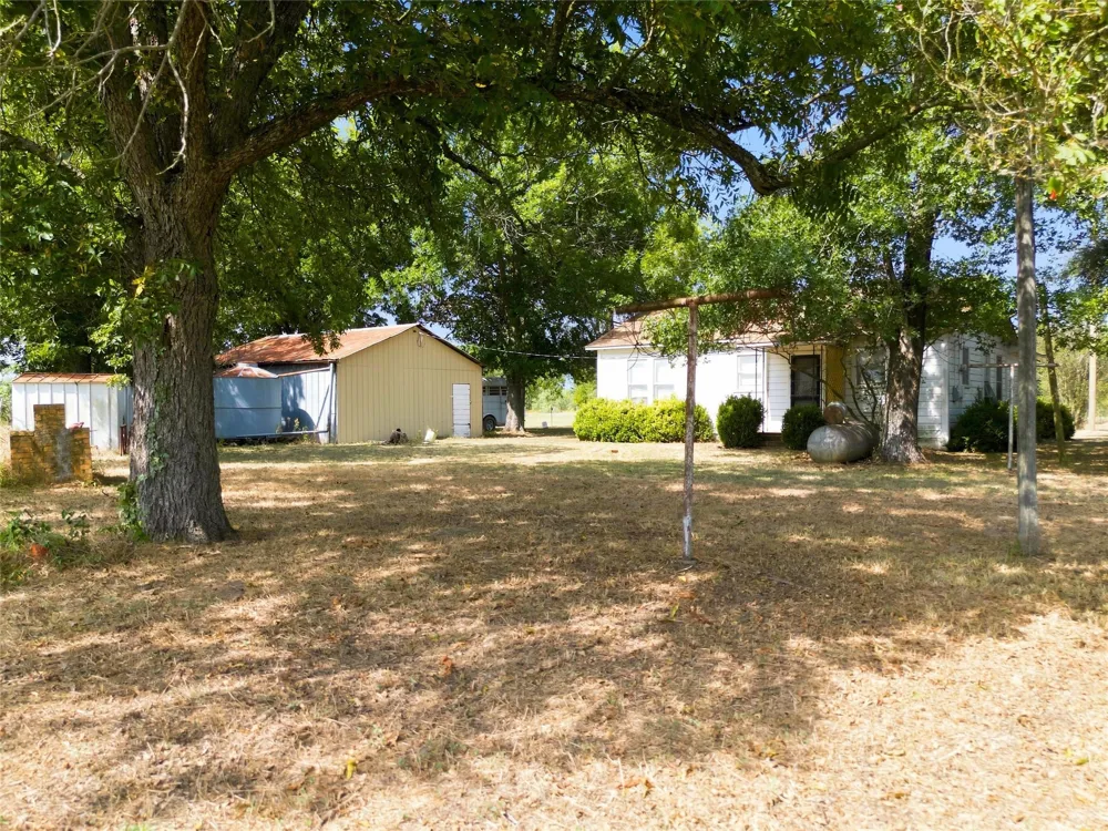 206 County Road 287 Marlin, TX 76661