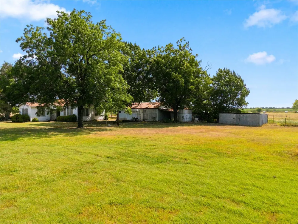 206 County Road 287 Marlin, TX 76661
