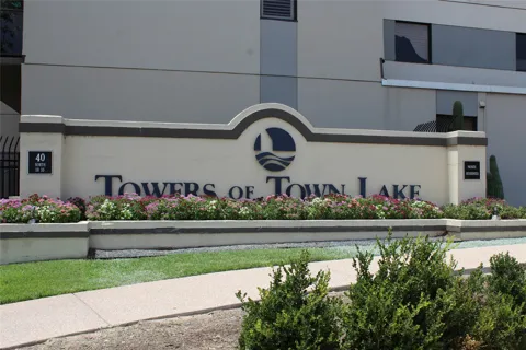 40 INTERSTATE HIGHWAY 35 #6D2