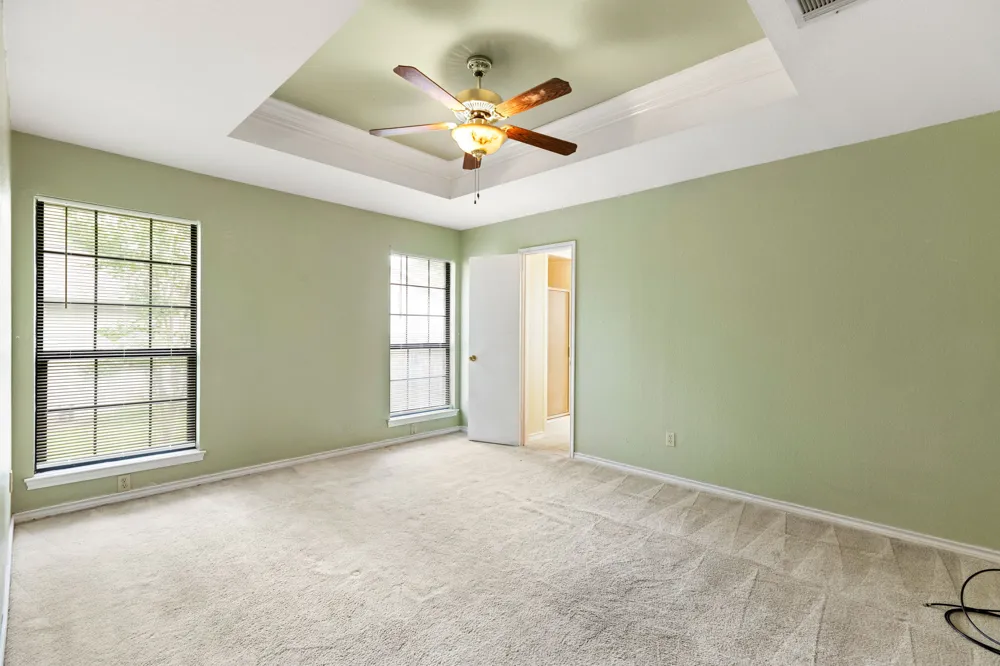 1502 Oak Knoll Lane Lockhart, TX 78644