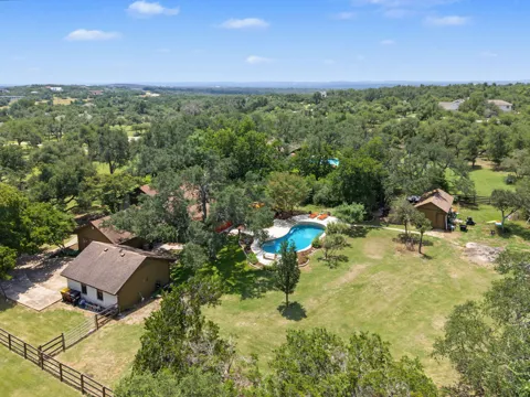 502 S Lariat Circle