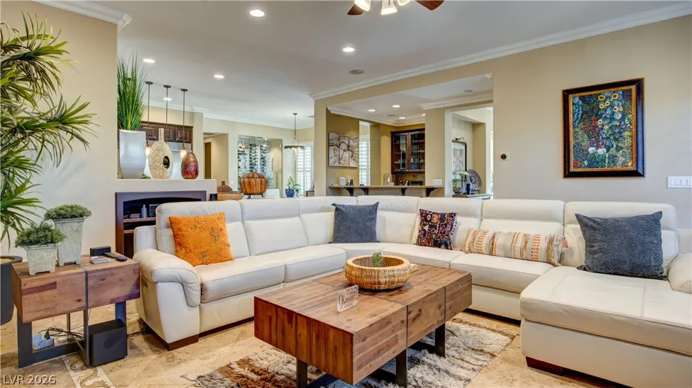 12070 Whitehills Street Las Vegas, NV 89141