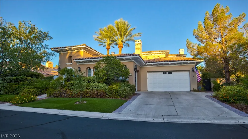 12070 Whitehills Street Las Vegas, NV 89141