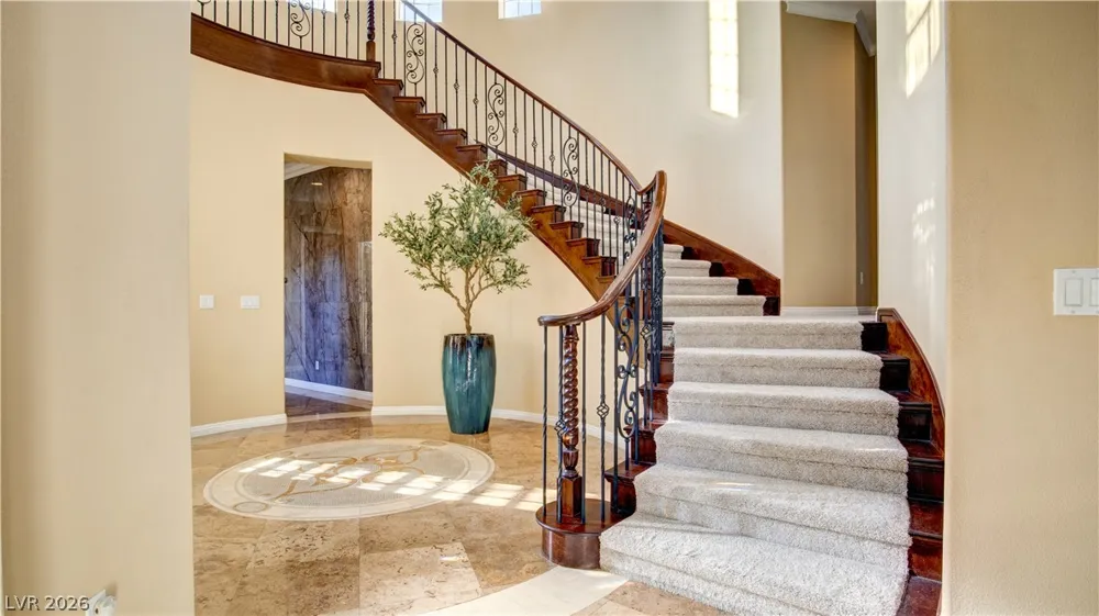 12070 Whitehills Street Las Vegas, NV 89141