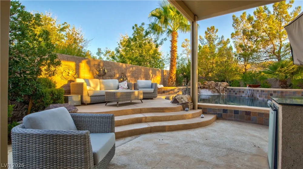 12070 Whitehills Street Las Vegas, NV 89141