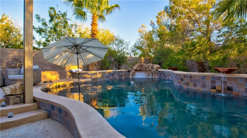 12070 Whitehills Street Las Vegas, NV 89141