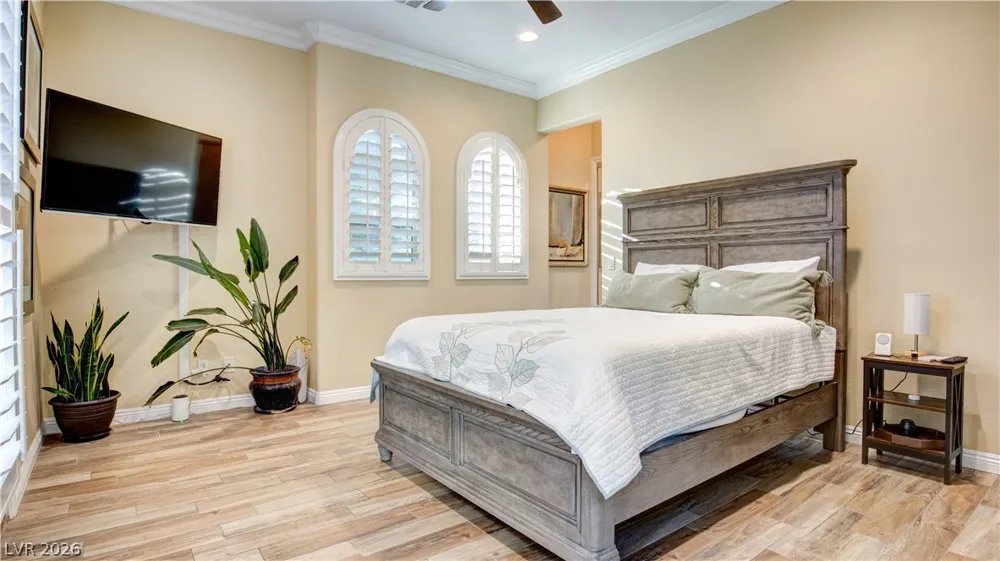 12070 Whitehills Street Las Vegas, NV 89141