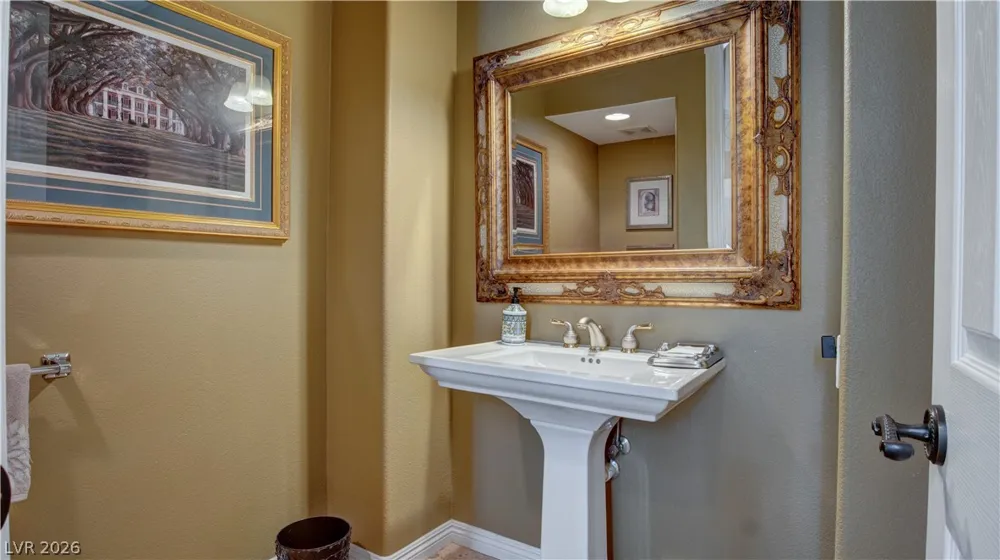 12070 Whitehills Street Las Vegas, NV 89141