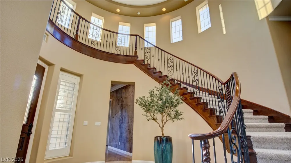 12070 Whitehills Street Las Vegas, NV 89141