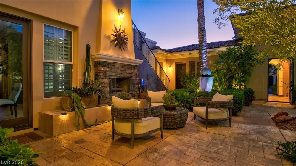 12070 Whitehills Street Las Vegas, NV 89141