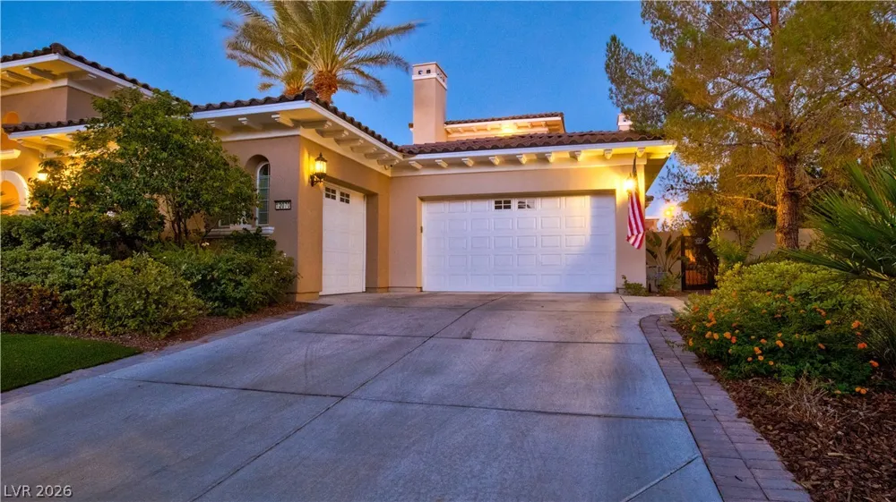 12070 Whitehills Street Las Vegas, NV 89141