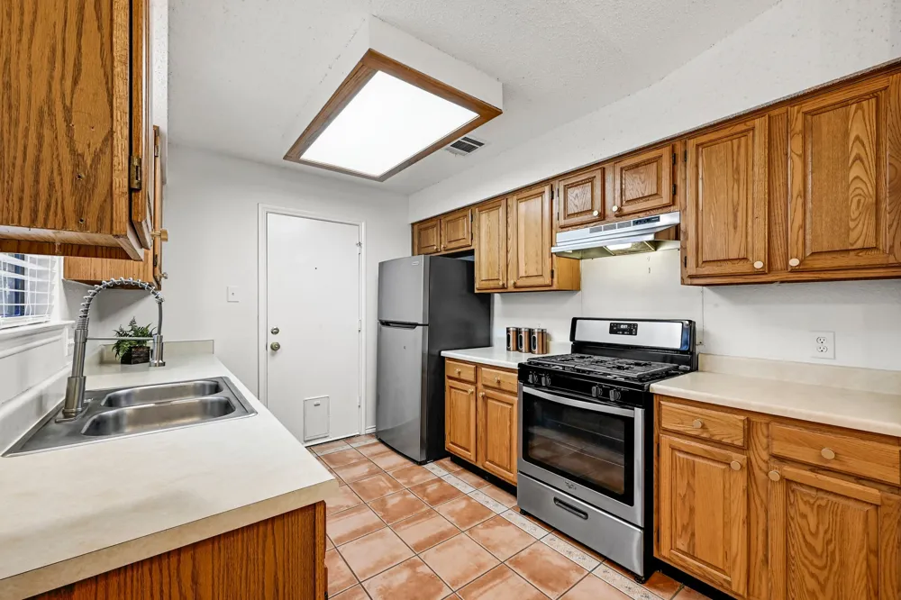 7403 Dallas Drive Austin, TX 78729