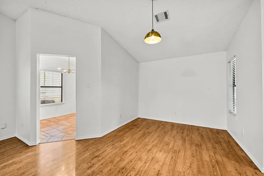 7403 Dallas Drive Austin, TX 78729