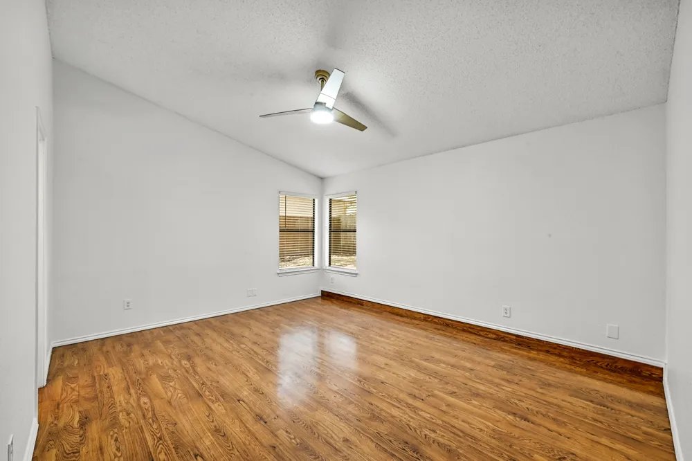 7403 Dallas Drive Austin, TX 78729