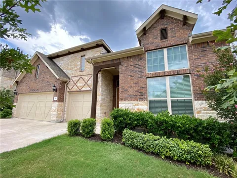 821 RICHARDSON LANE