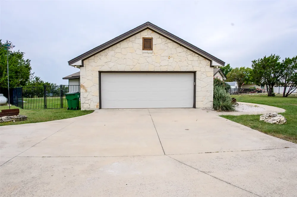 105 Sonora Drive Bertram, TX 78605