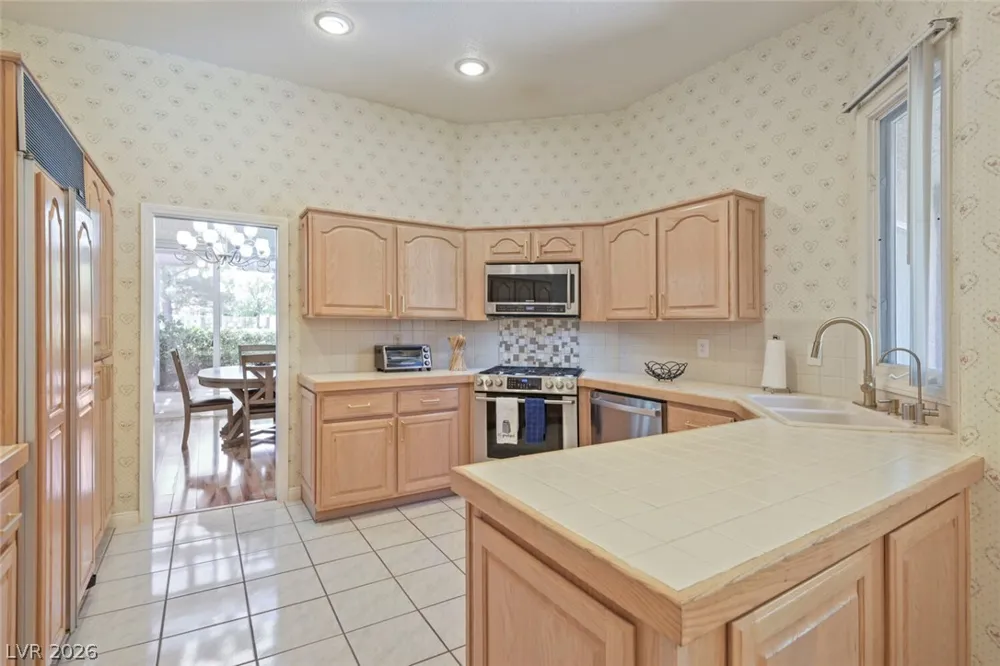 8275 Round Hills Circle Las Vegas, NV 89113