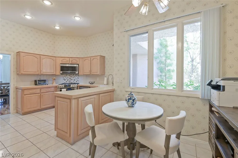 8275 Round Hills Circle Las Vegas, NV 89113