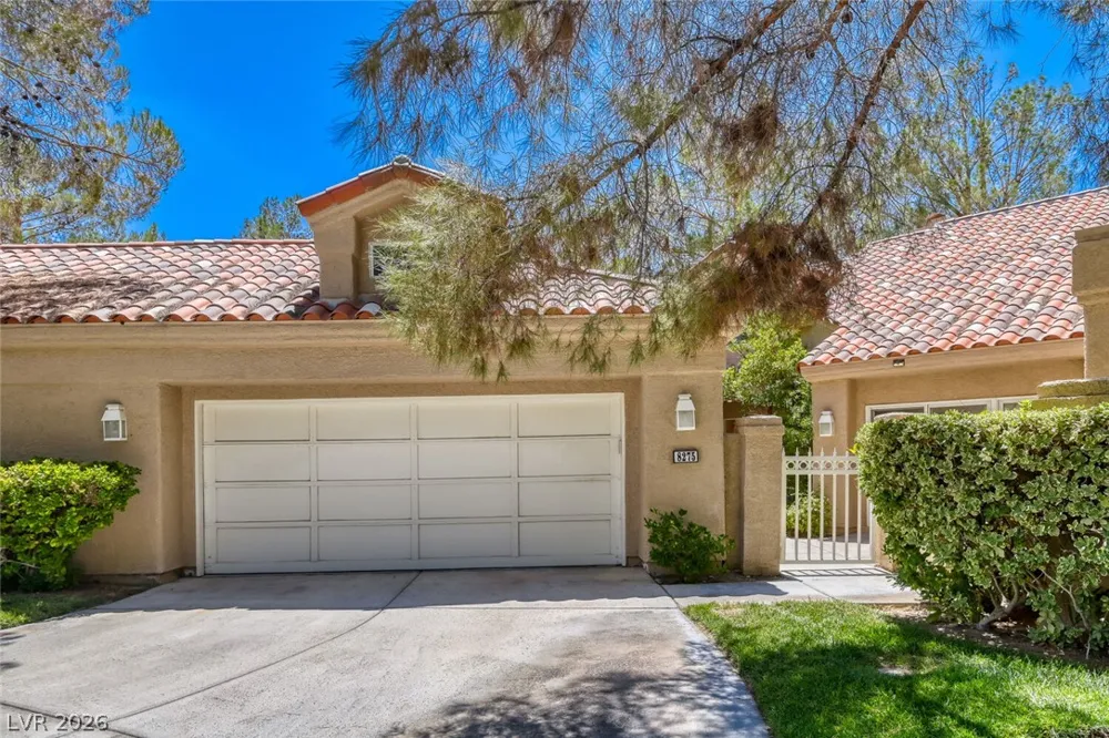 8275 Round Hills Circle Las Vegas, NV 89113