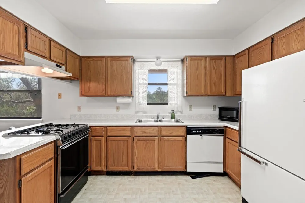 1984 Grape Creek Road Fredericksburg, TX 78624