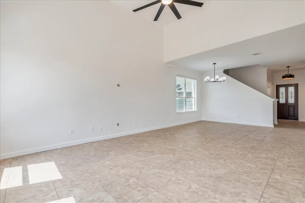 484 Travertine Trail Buda, TX 78610