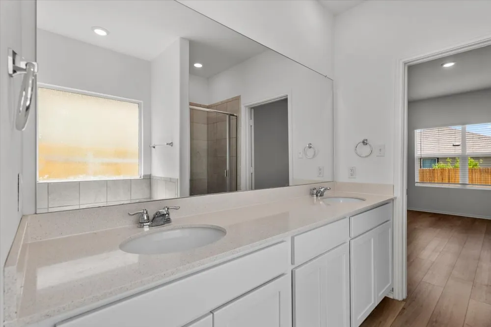 448 Perfect World Loop Jarrell, TX 76537