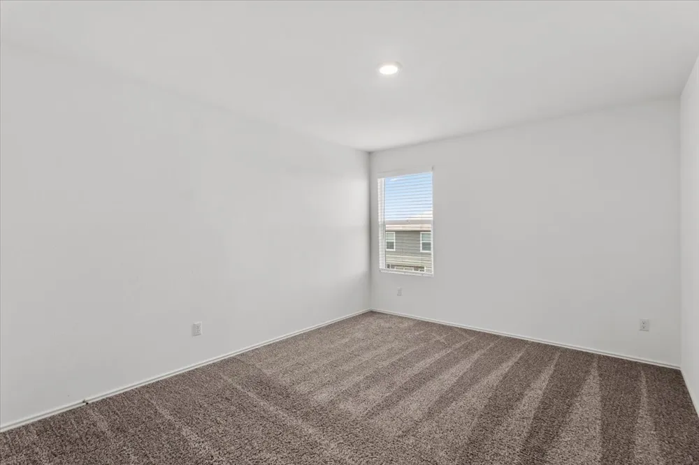 448 Perfect World Loop Jarrell, TX 76537
