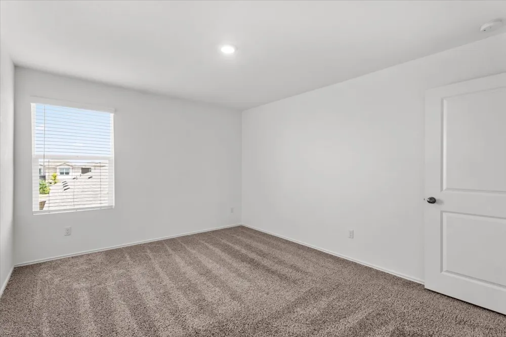 448 Perfect World Loop Jarrell, TX 76537