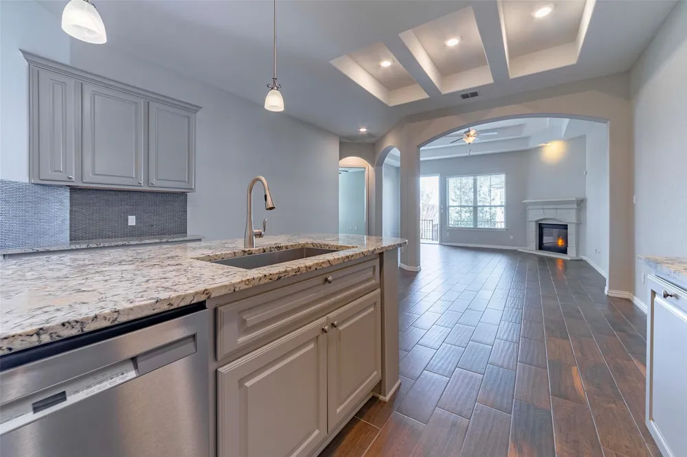 206 Cartwheel Bend #138 Austin, TX 78738