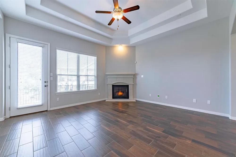 206 Cartwheel Bend #138 Austin, TX 78738