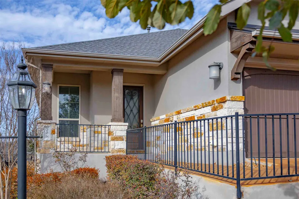 206 Cartwheel Bend #138 Austin, TX 78738