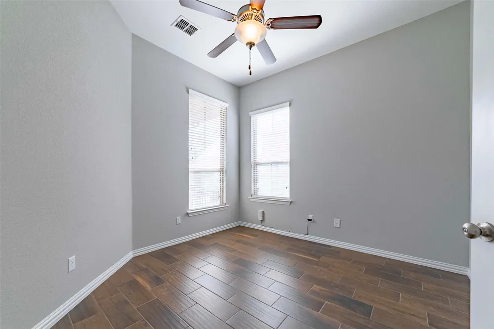 206 Cartwheel Bend #138 Austin, TX 78738