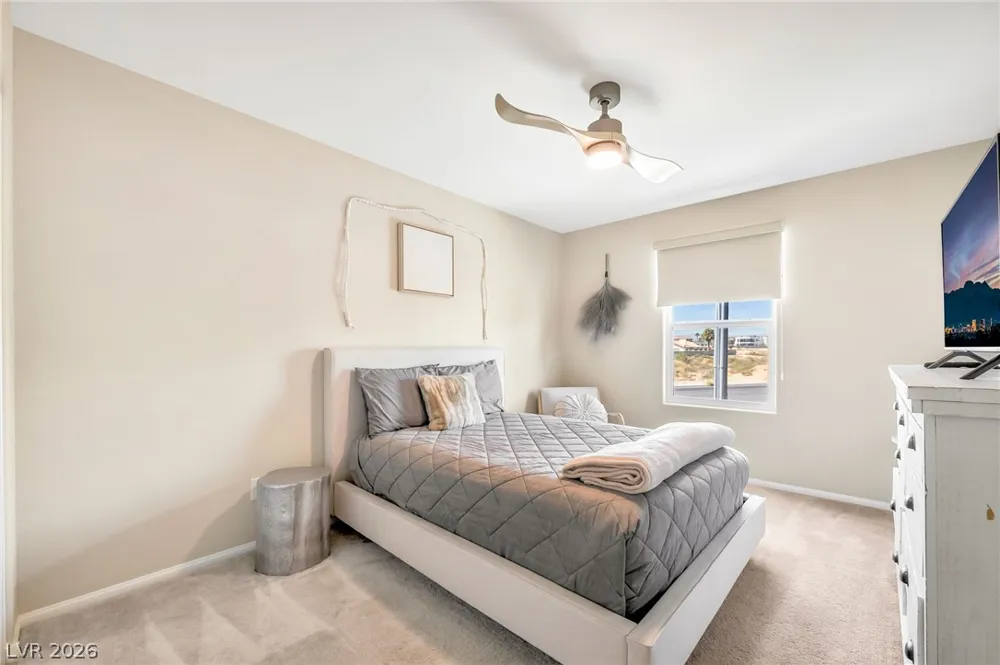 5692 Calm Season Street Las Vegas, NV 89118