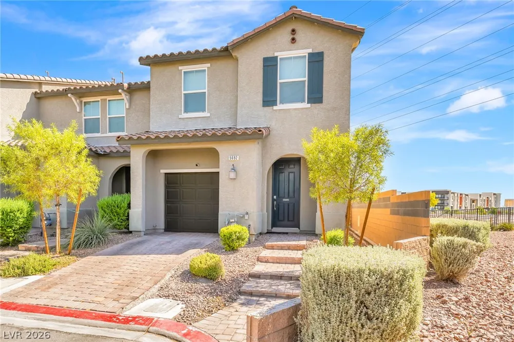 5692 Calm Season Street Las Vegas, NV 89118
