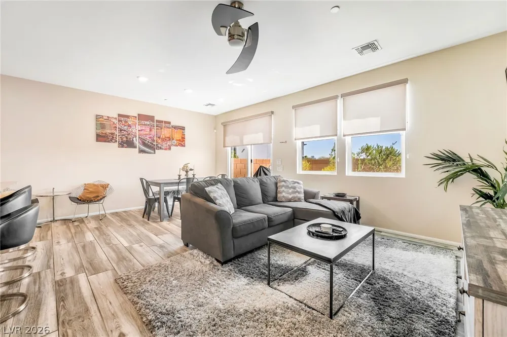 5692 Calm Season Street Las Vegas, NV 89118